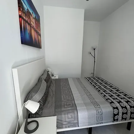 Habitacion Para Un Buen Confort En Bcn Barcellona