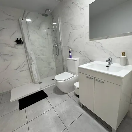 アパート Habitacion Para Un Buen Confort En Bcn バルセロナ
